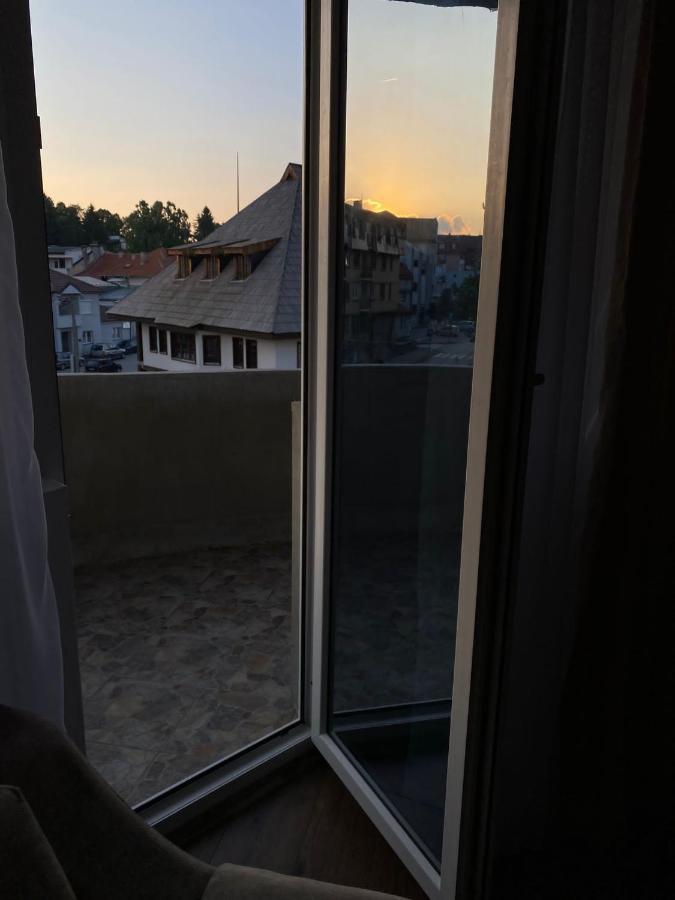 Vila Centar Mb Bed & Breakfast Sjenica Dış mekan fotoğraf