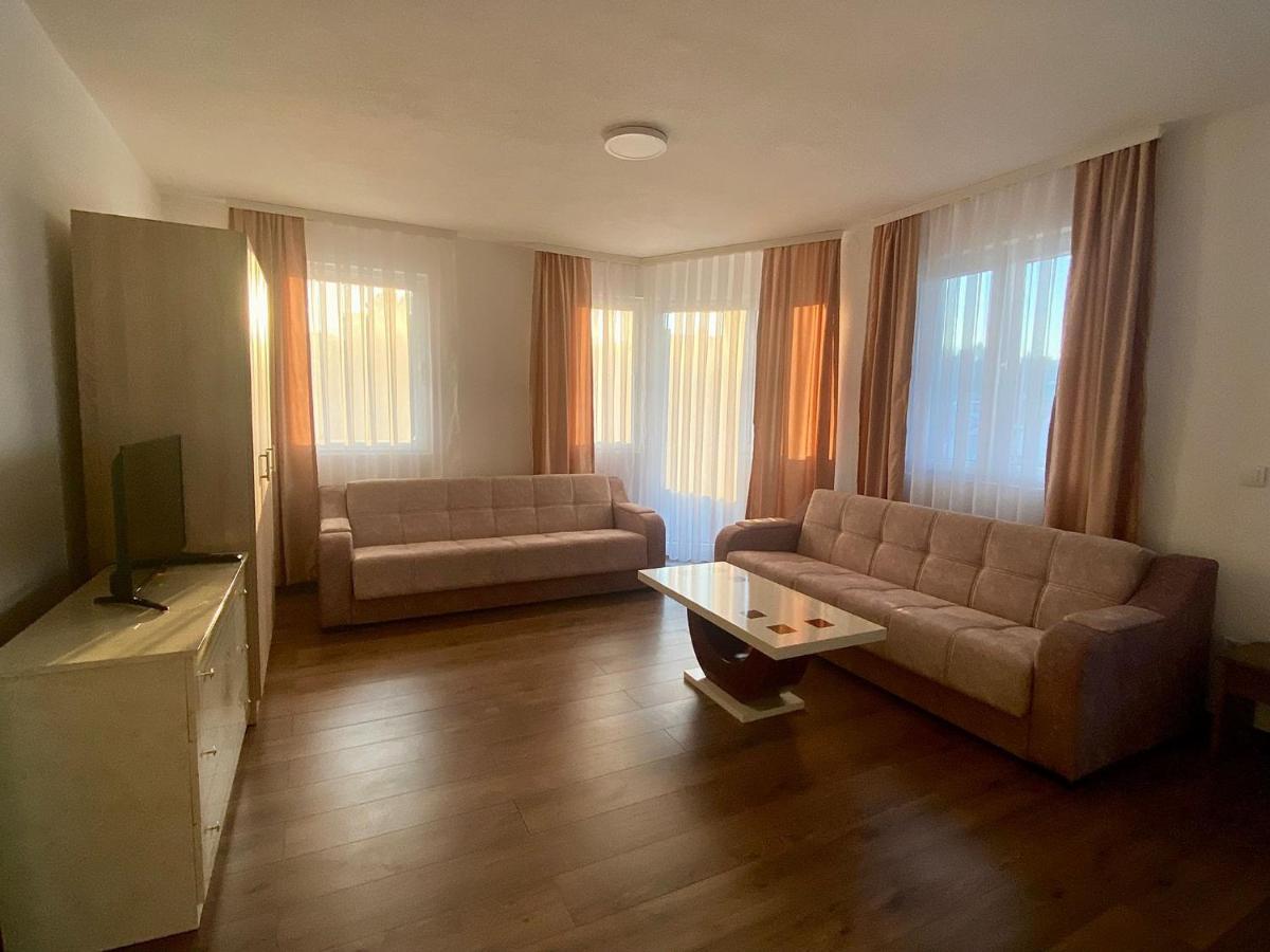 Vila Centar Mb Bed & Breakfast Sjenica Dış mekan fotoğraf
