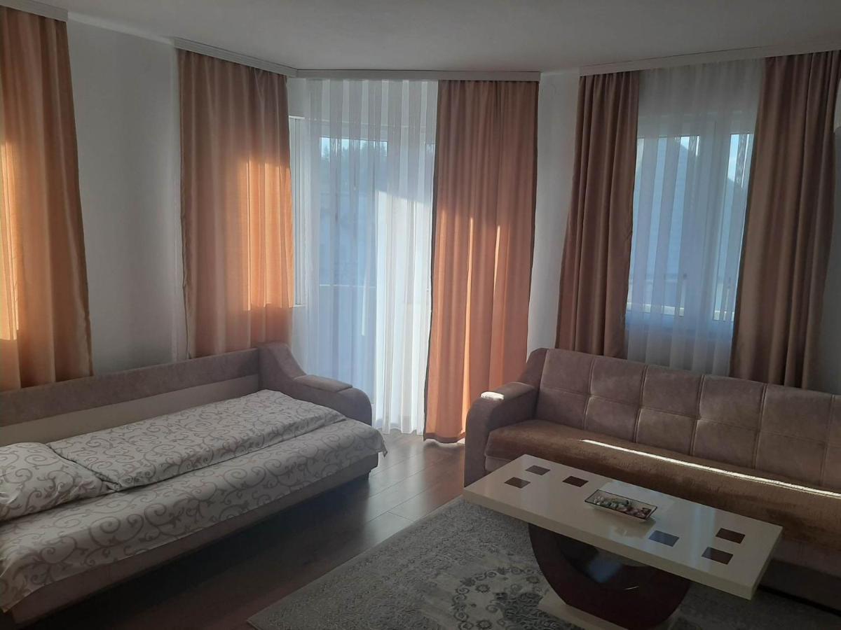 Vila Centar Mb Bed & Breakfast Sjenica Dış mekan fotoğraf