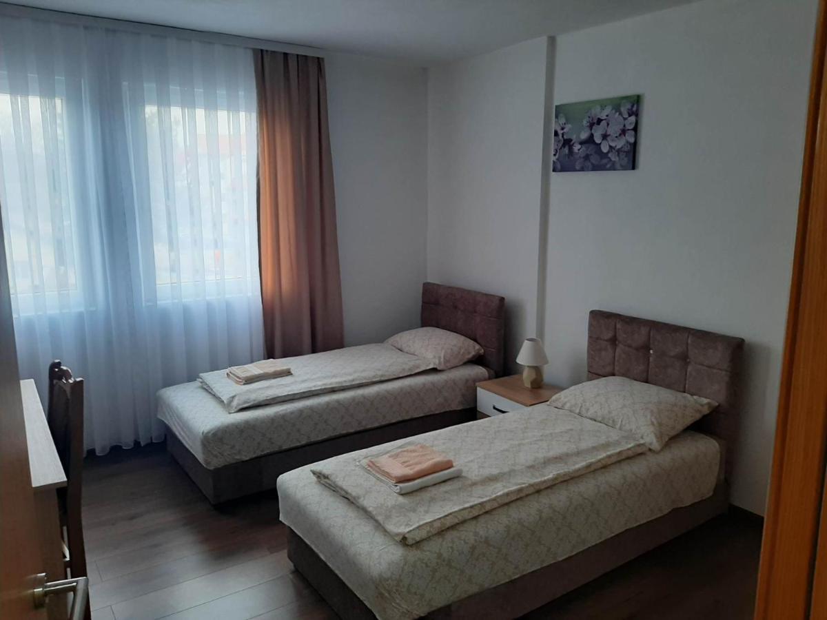 Vila Centar Mb Bed & Breakfast Sjenica Dış mekan fotoğraf